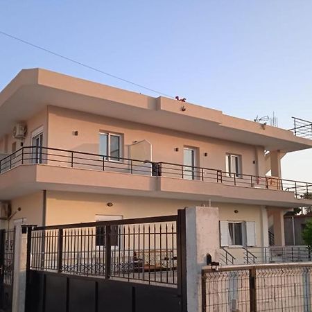 Villa Hysesani วญอเรอ ภายนอก รูปภาพ
